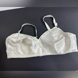 Hanes Shimmering Cream Women's Bra